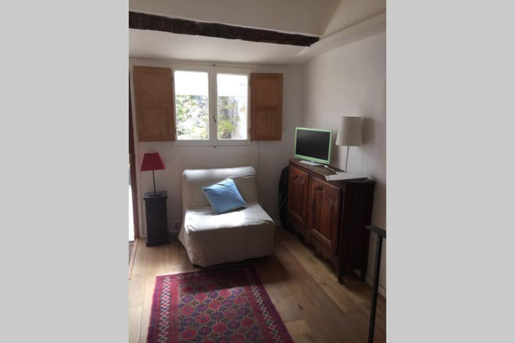 La Petite Maison Medievale De Melanie Flavigny-sur-Ozerain Exterior foto